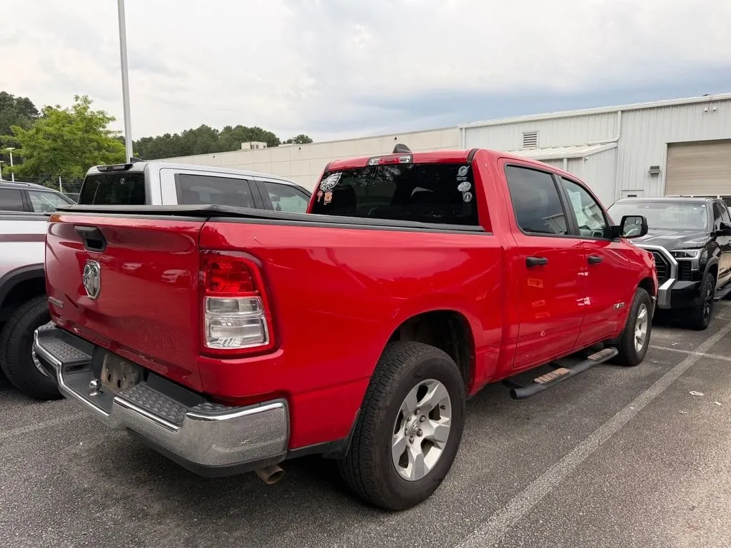 2023 Ram 1500 Big Horn/Lone Star thumbnail 3