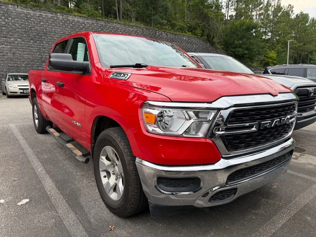 2023 Ram 1500 Big Horn/Lone Star thumbnail 4
