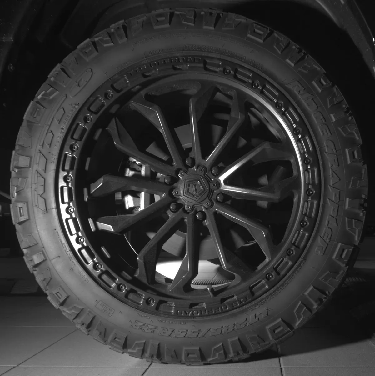 2023 Ram 1500 Laramie thumbnail 12