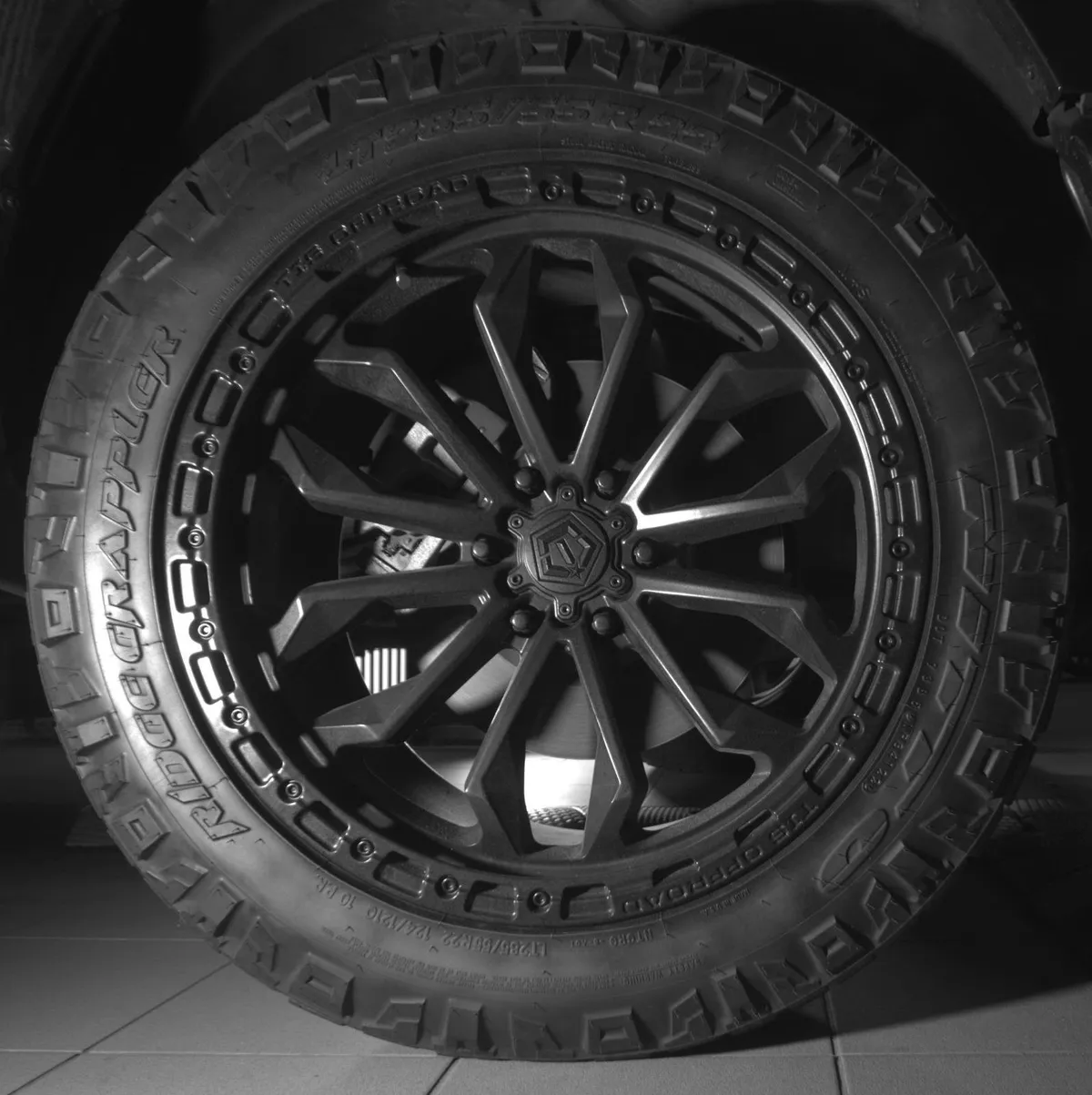 2023 Ram 1500 Laramie thumbnail 9