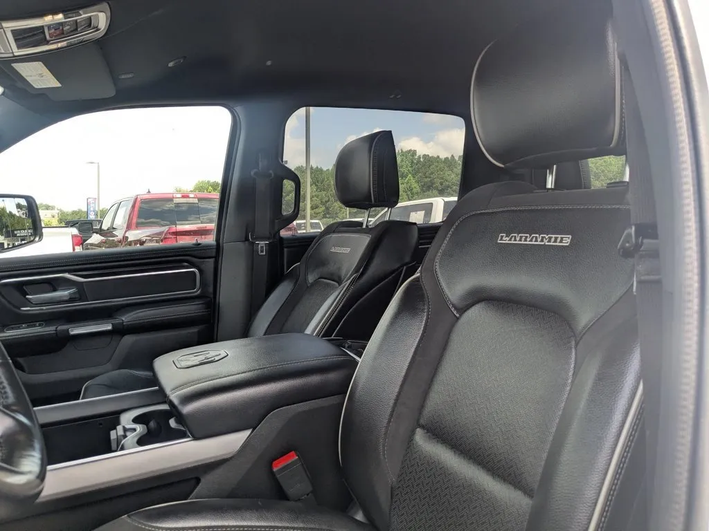 2023 Ram 1500 Laramie thumbnail 14