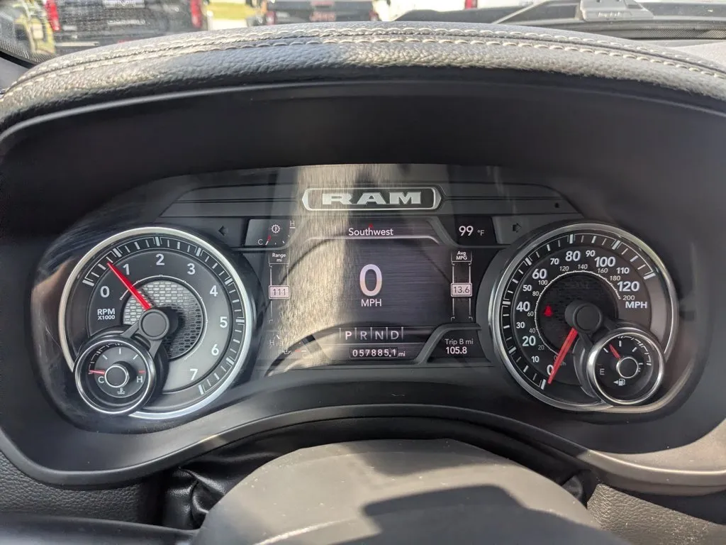 2023 Ram 1500 Laramie thumbnail 15