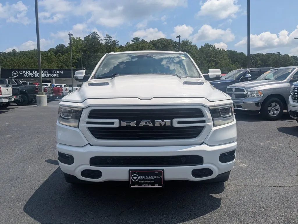 2023 Ram 1500 Laramie thumbnail 2