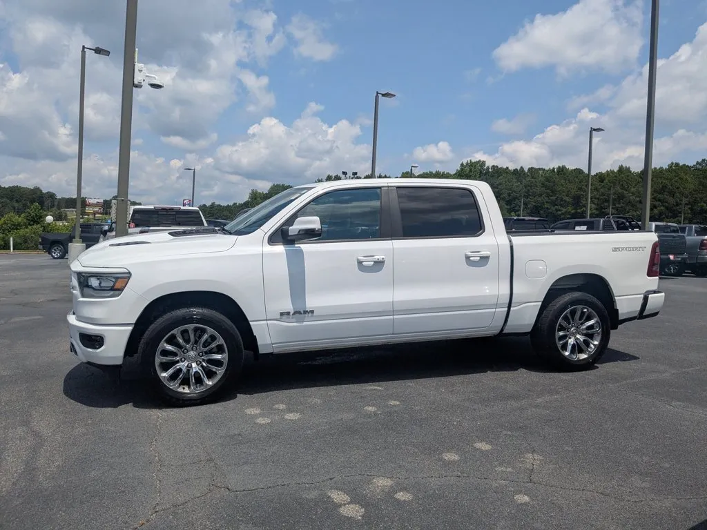 2023 Ram 1500 Laramie thumbnail 8