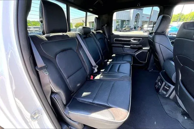 2023 Ram 1500 Laramie thumbnail 20
