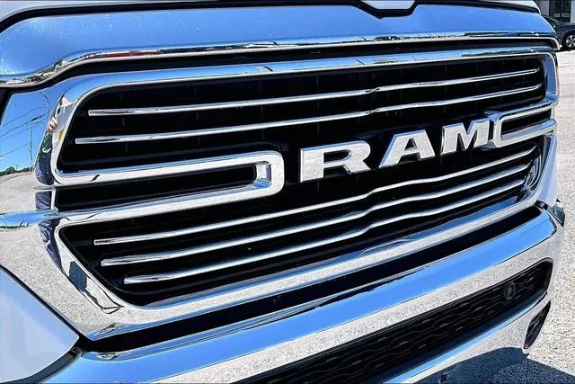 2023 Ram 1500 Laramie thumbnail 27