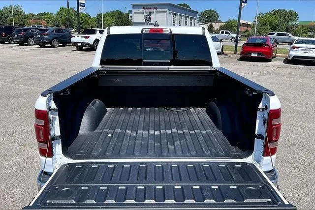 2023 Ram 1500 Laramie thumbnail 29