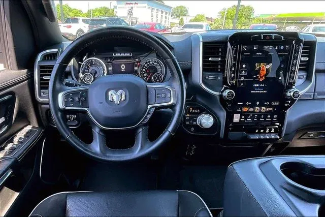 2023 Ram 1500 Laramie thumbnail 8