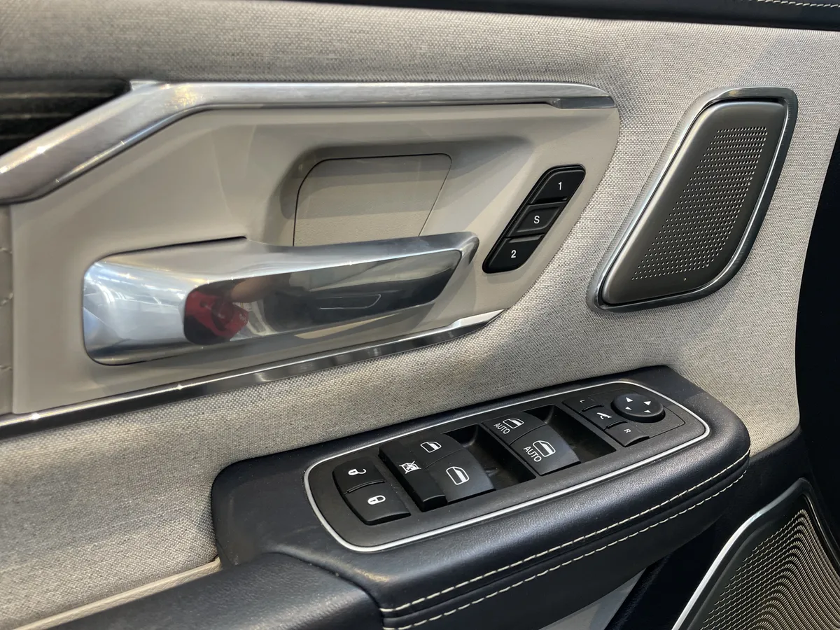 2023 Ram 1500 Limited thumbnail 14