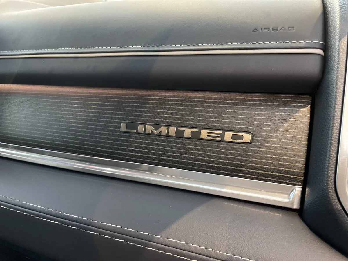 2023 Ram 1500 Limited thumbnail 38