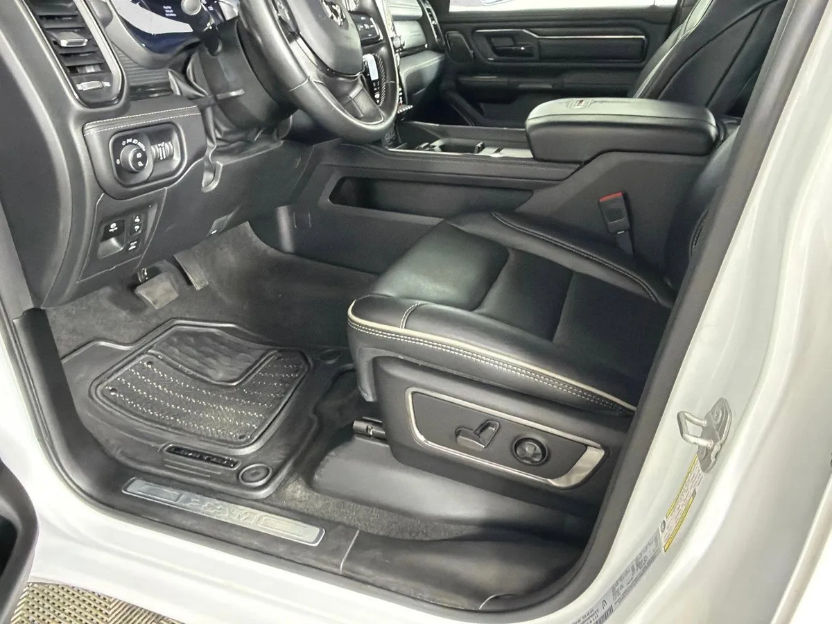 2023 Ram 1500 Limited thumbnail 10