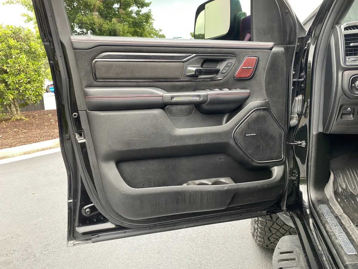 2023 Ram 1500 TRX thumbnail 15