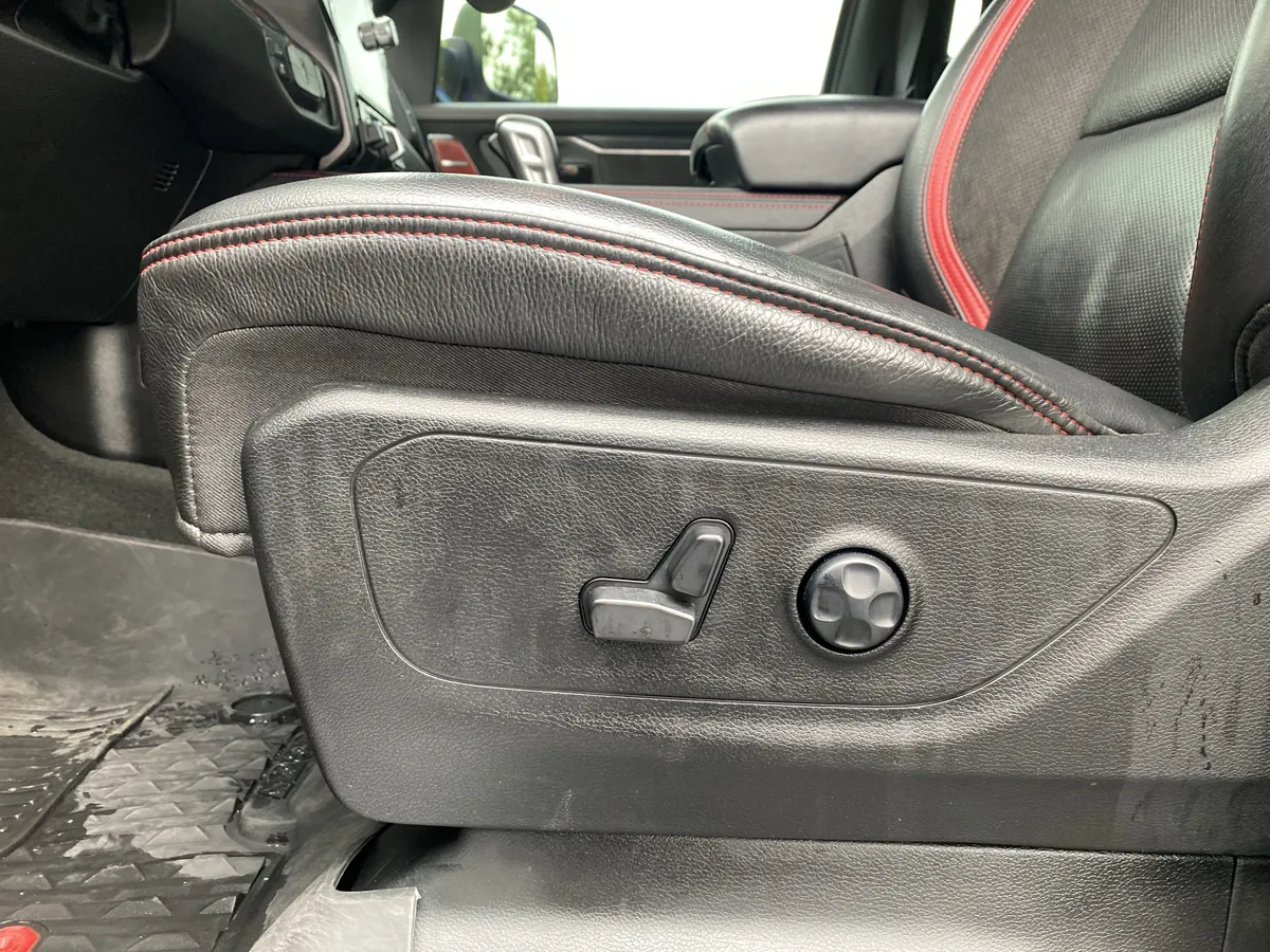 2023 Ram 1500 TRX thumbnail 19