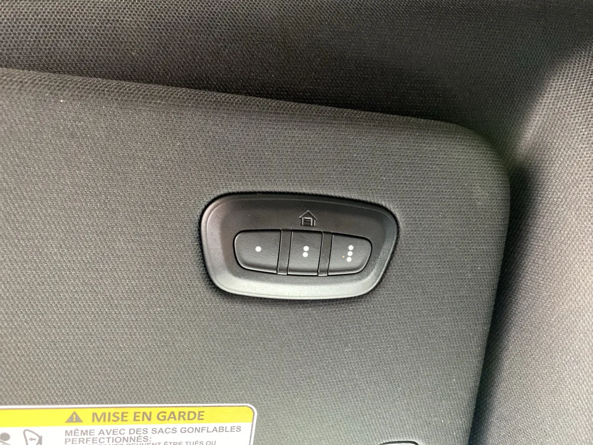2023 Ram 1500 TRX thumbnail 34