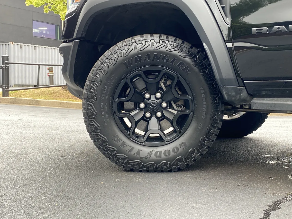 2023 Ram 1500 TRX thumbnail 9