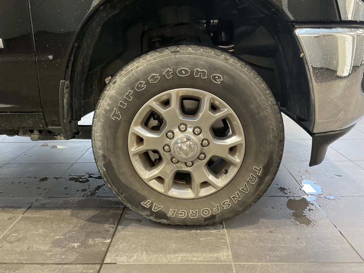 2023 Ram 2500 Laramie thumbnail 10