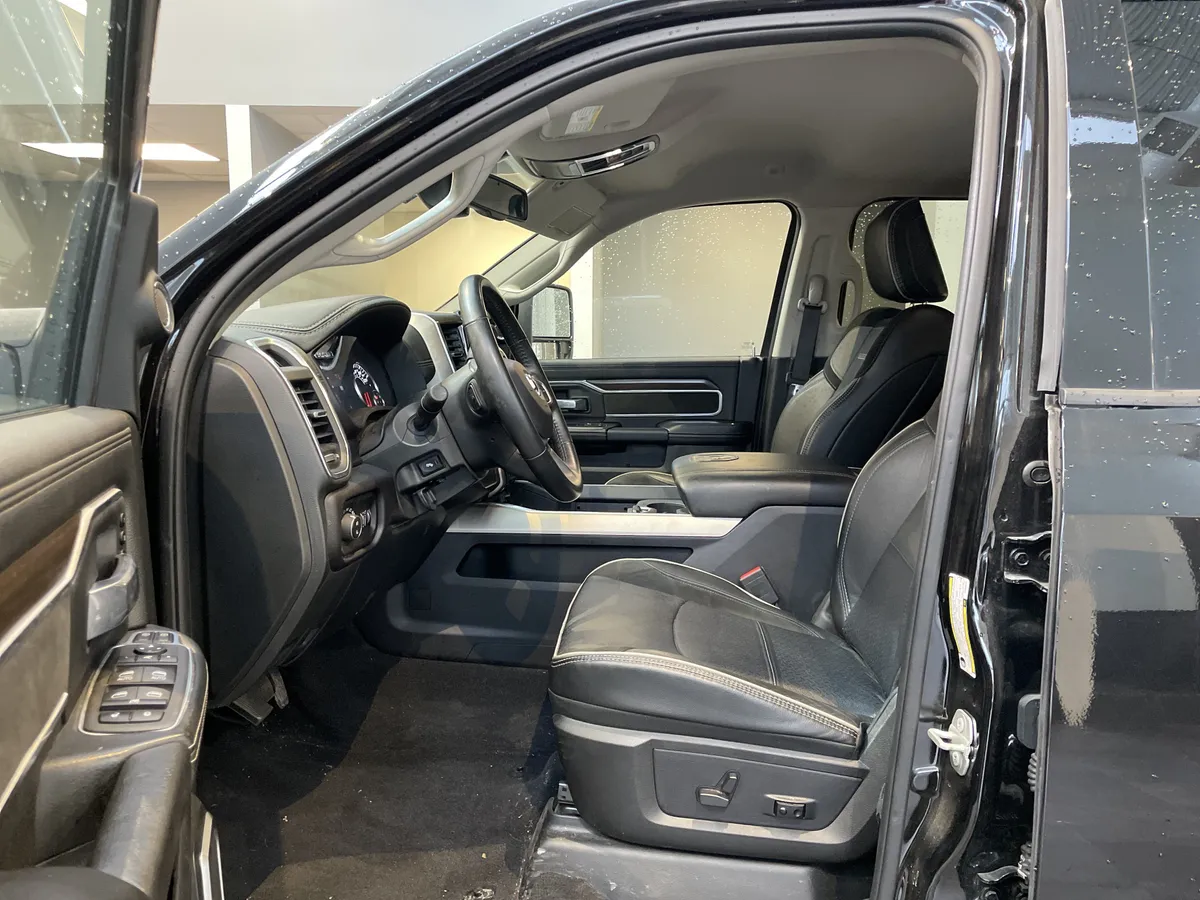 2023 Ram 2500 Laramie thumbnail 14