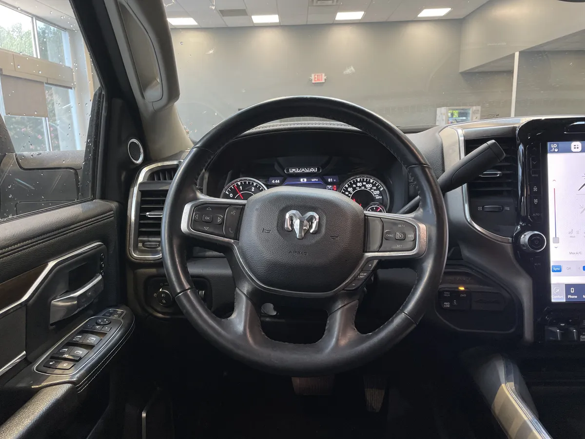 2023 Ram 2500 Laramie thumbnail 16