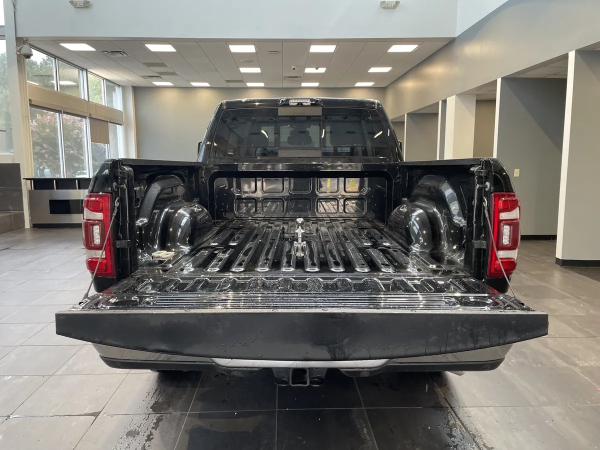 2023 Ram 2500 Laramie thumbnail 32
