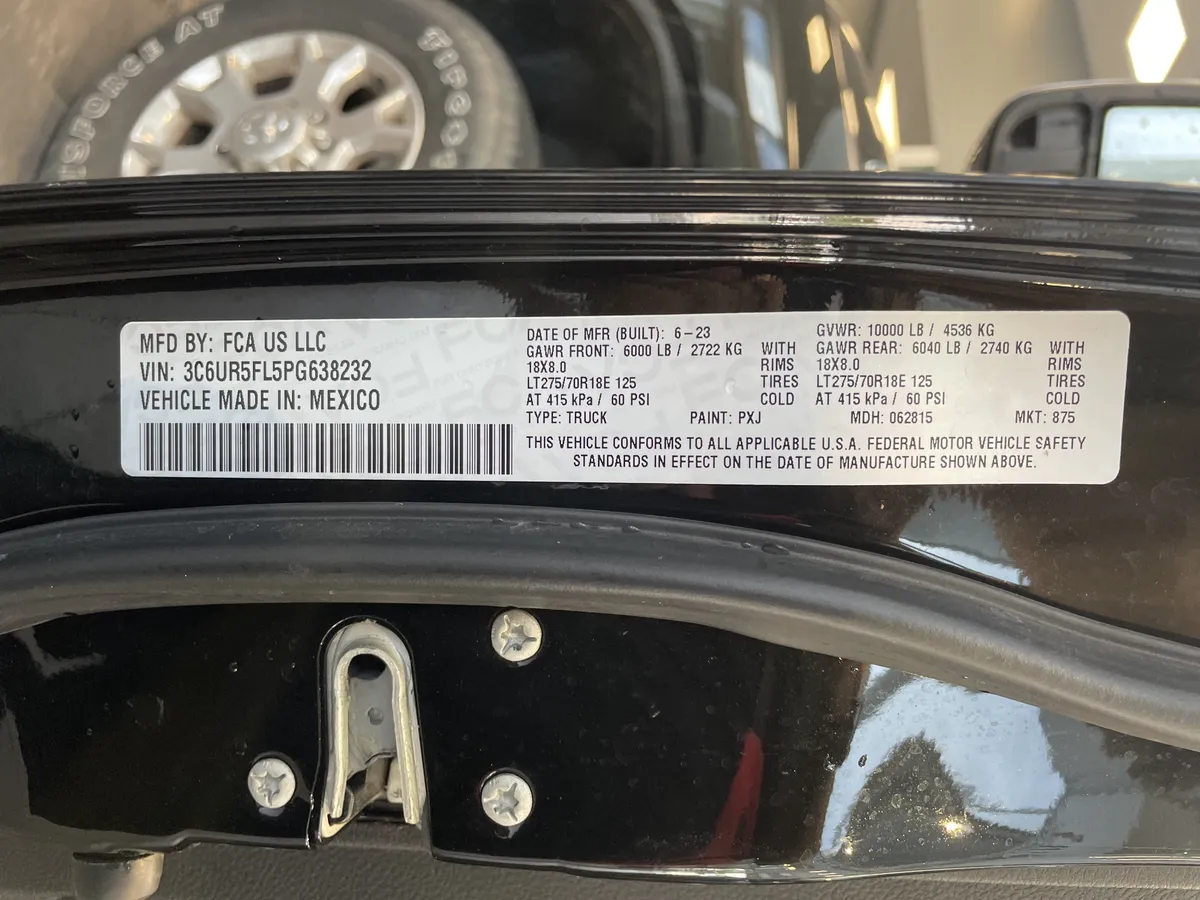 2023 Ram 2500 Laramie thumbnail 39