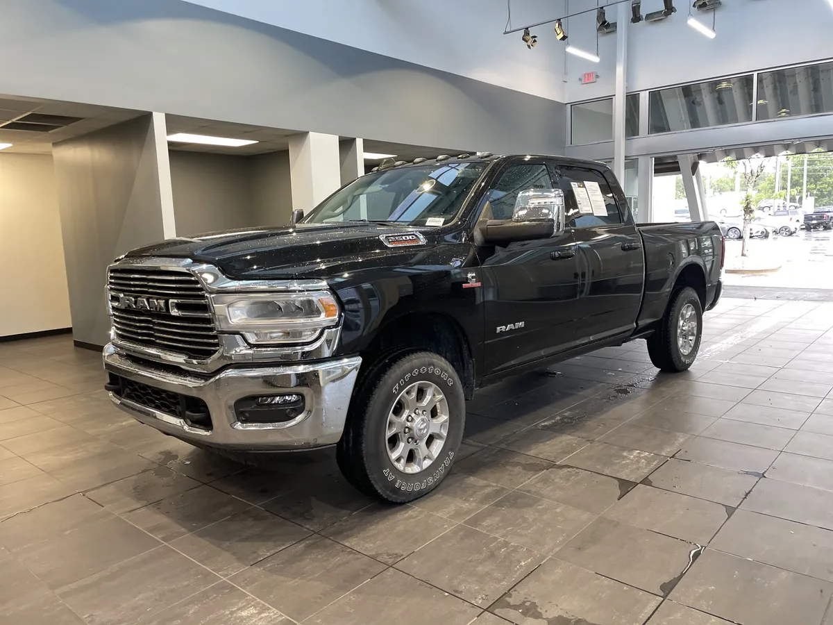 2023 Ram 2500 Laramie thumbnail 4