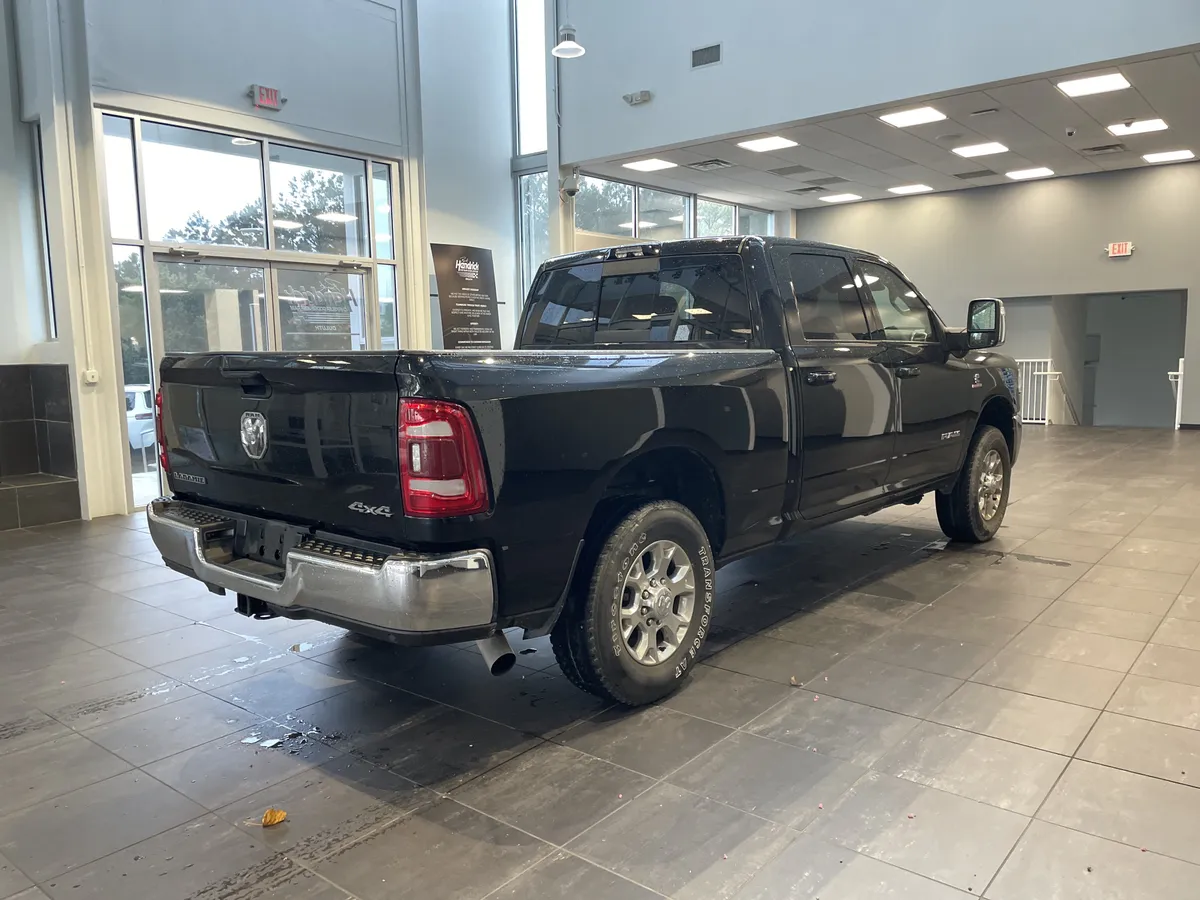 2023 Ram 2500 Laramie thumbnail 8