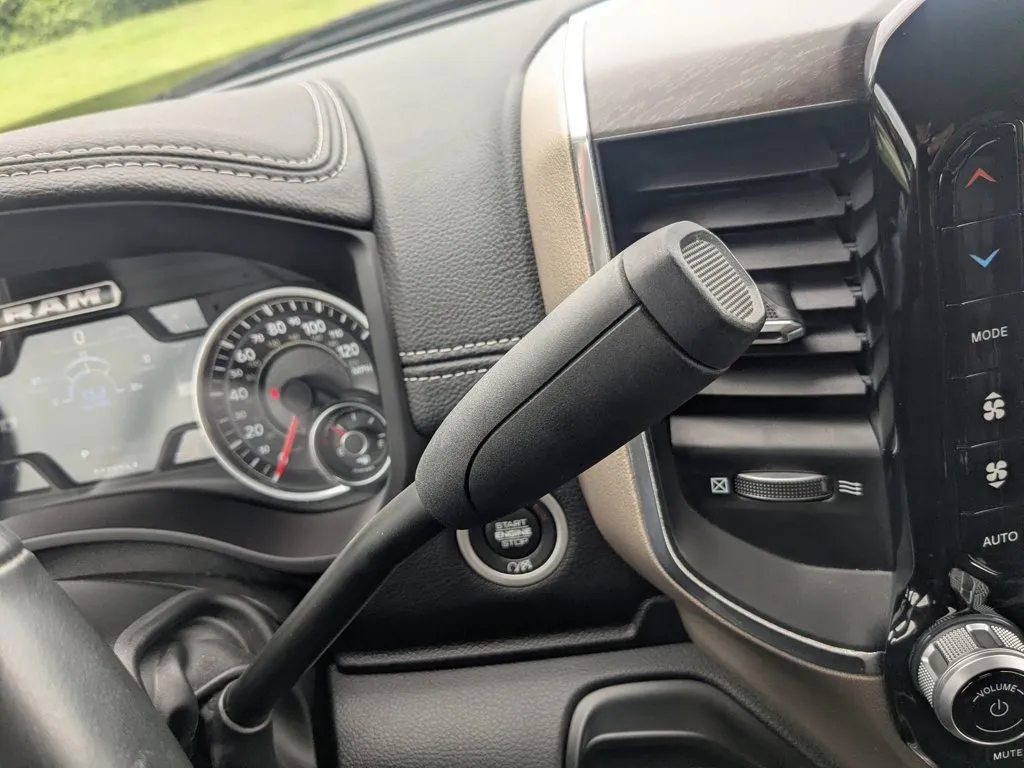2023 Ram 2500 Laramie thumbnail 20