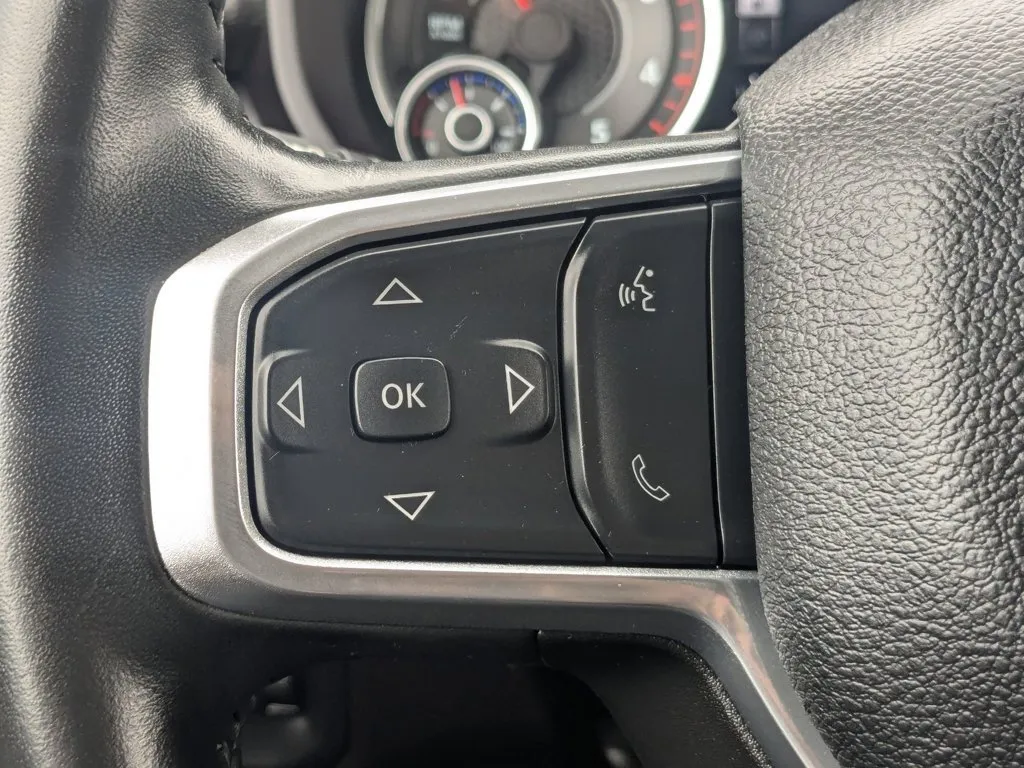 2023 Ram 2500 Laramie thumbnail 22