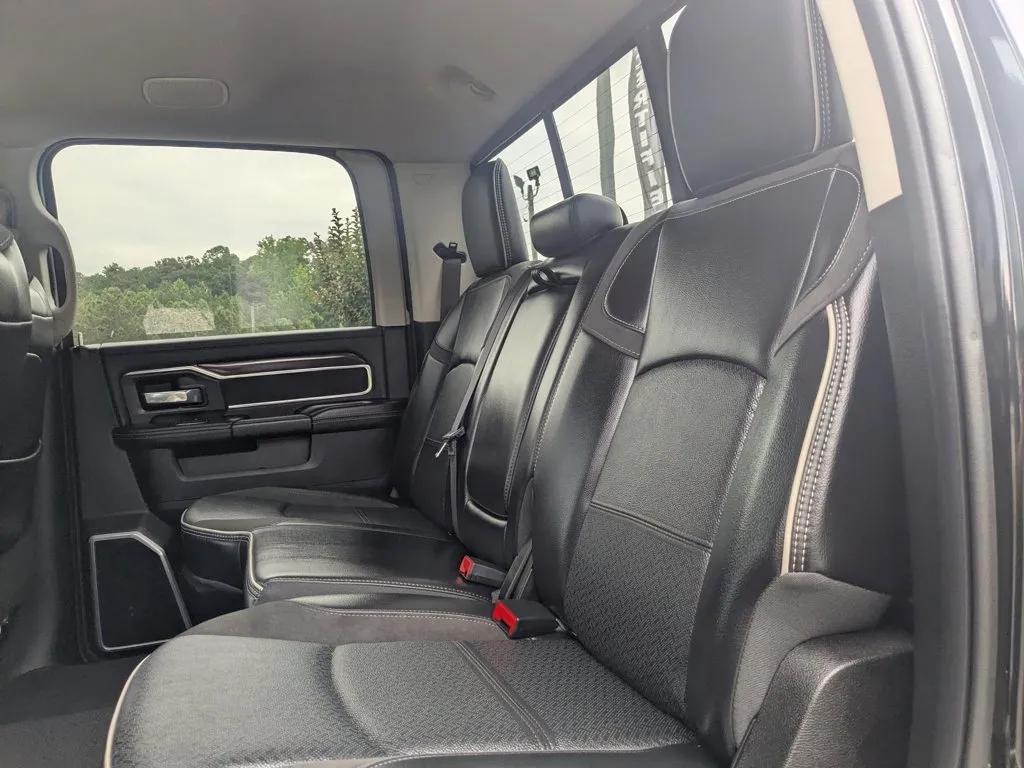 2023 Ram 2500 Laramie thumbnail 24