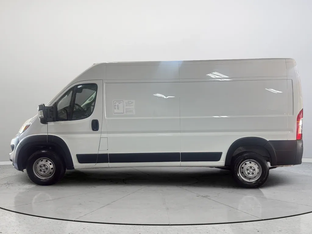 2023 Ram ProMaster 2500 High Roof thumbnail 10