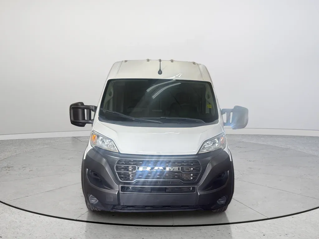 2023 Ram ProMaster 2500 High Roof thumbnail 4