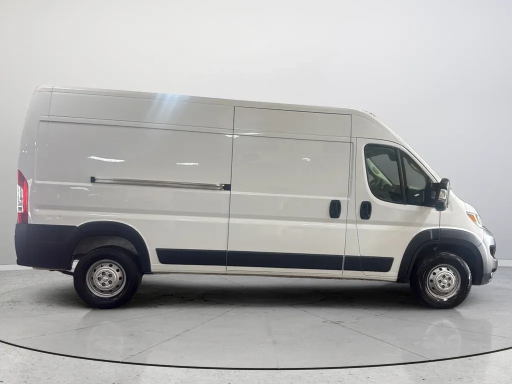 2023 Ram ProMaster 2500 High Roof thumbnail 6