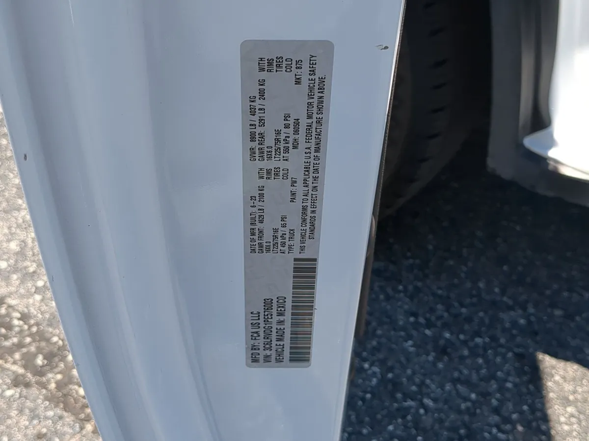 2023 Ram ProMaster Cargo Van thumbnail 31