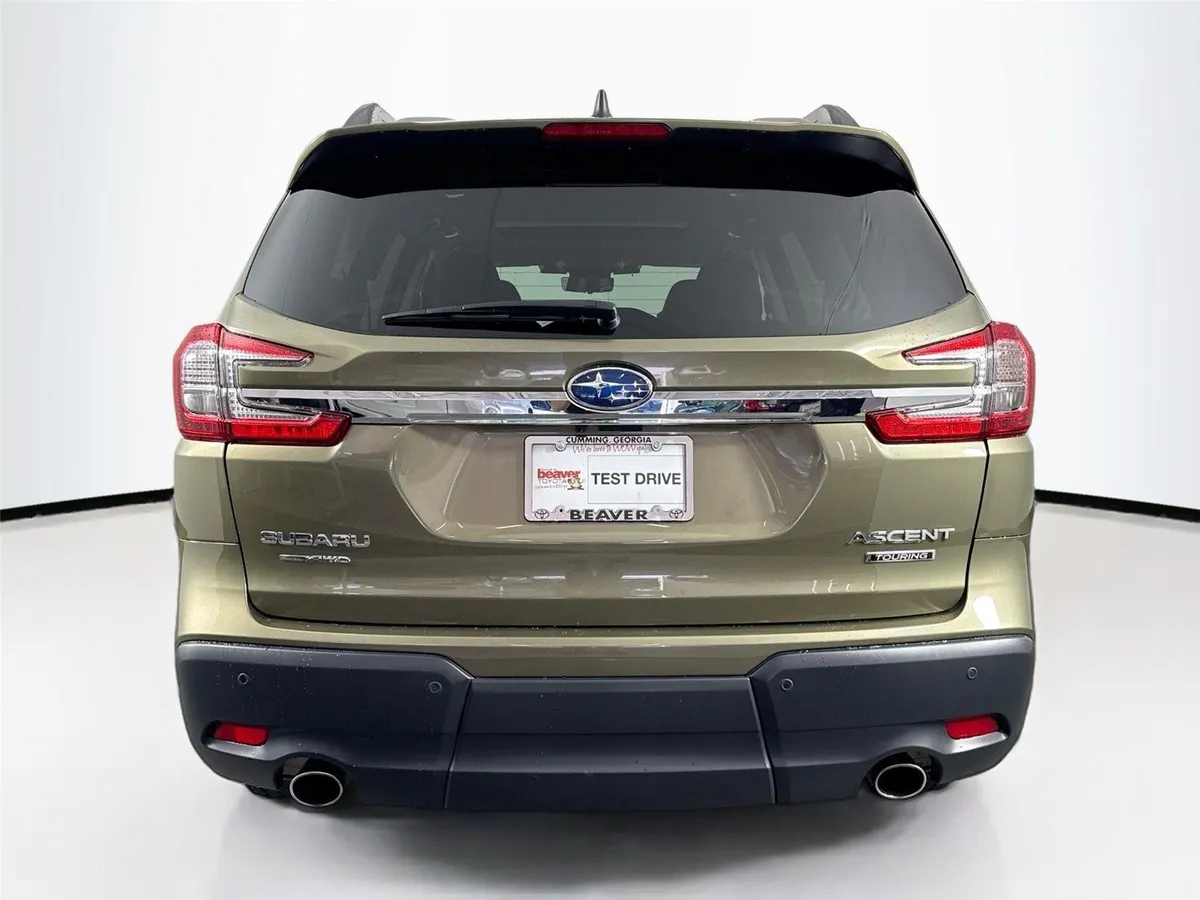 2023 Subaru Ascent Touring thumbnail 12