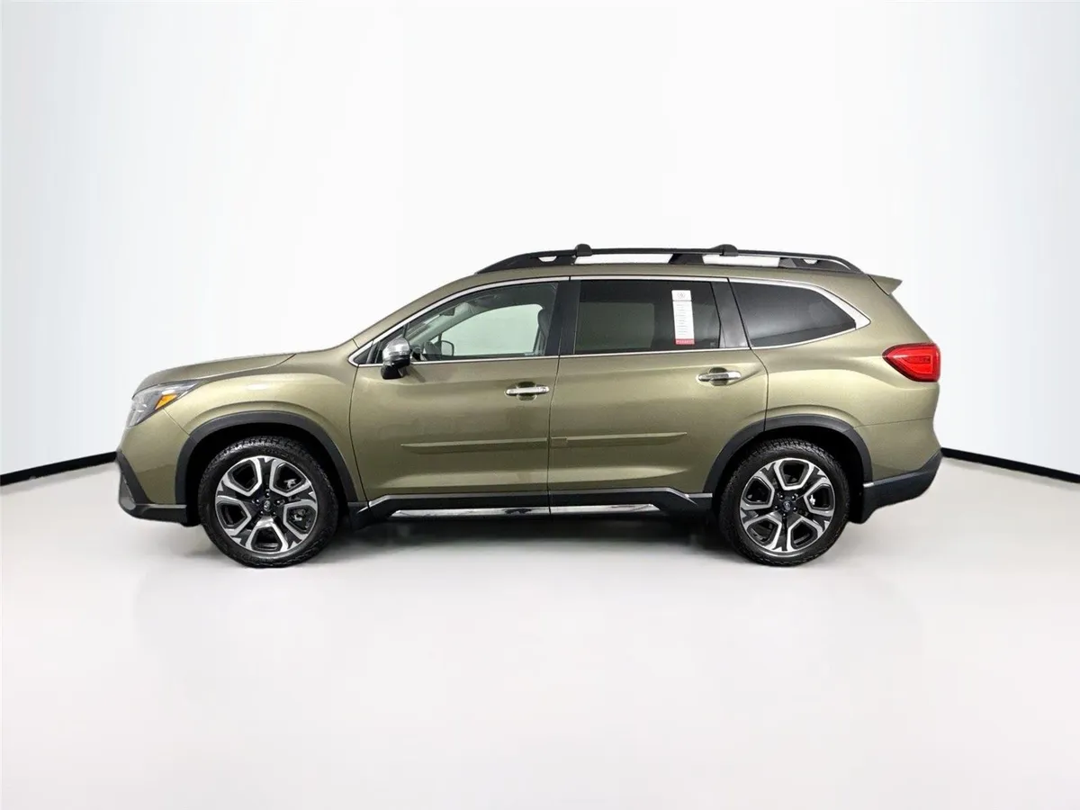 2023 Subaru Ascent Touring thumbnail 14
