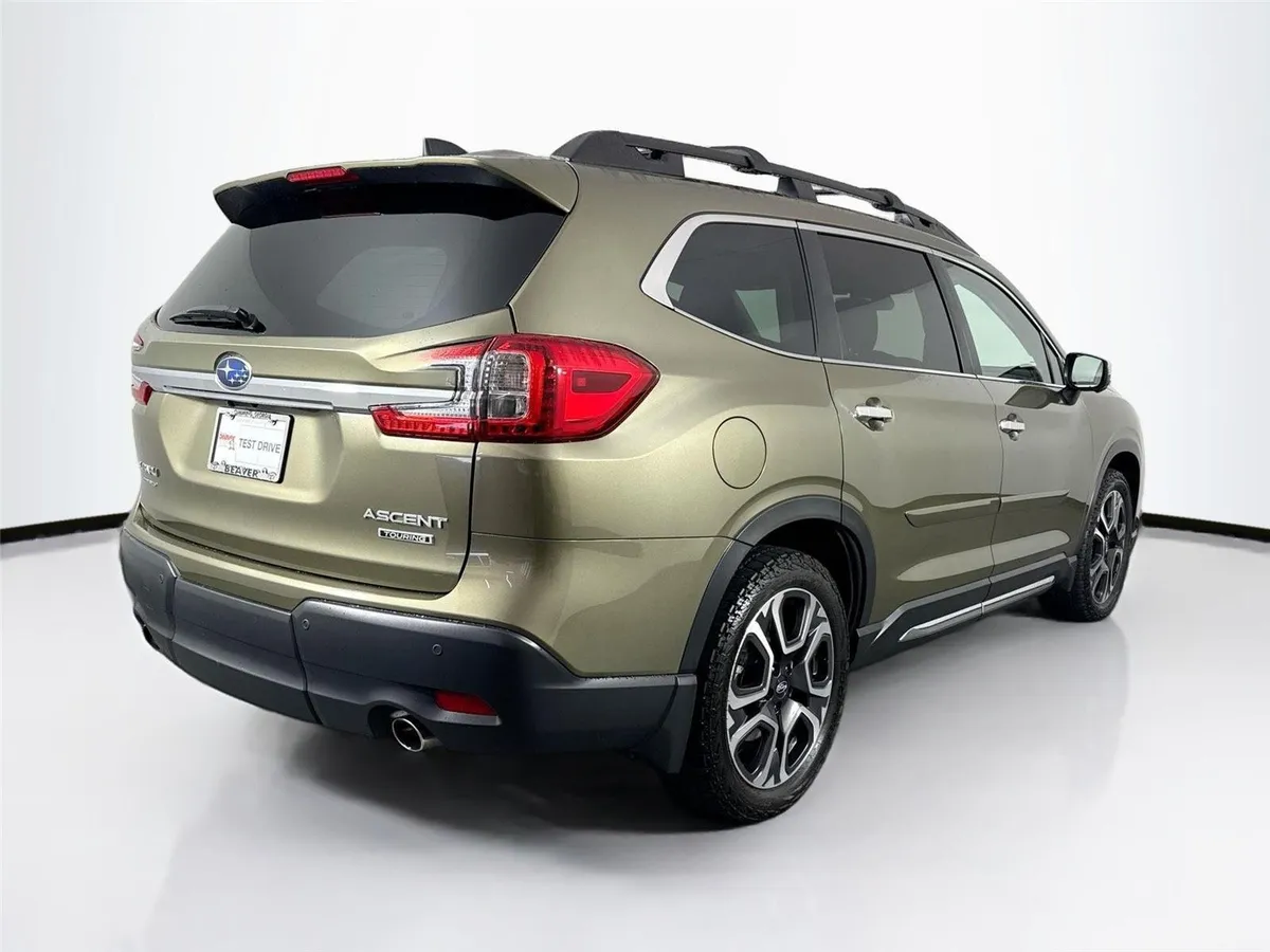 2023 Subaru Ascent Touring thumbnail 2