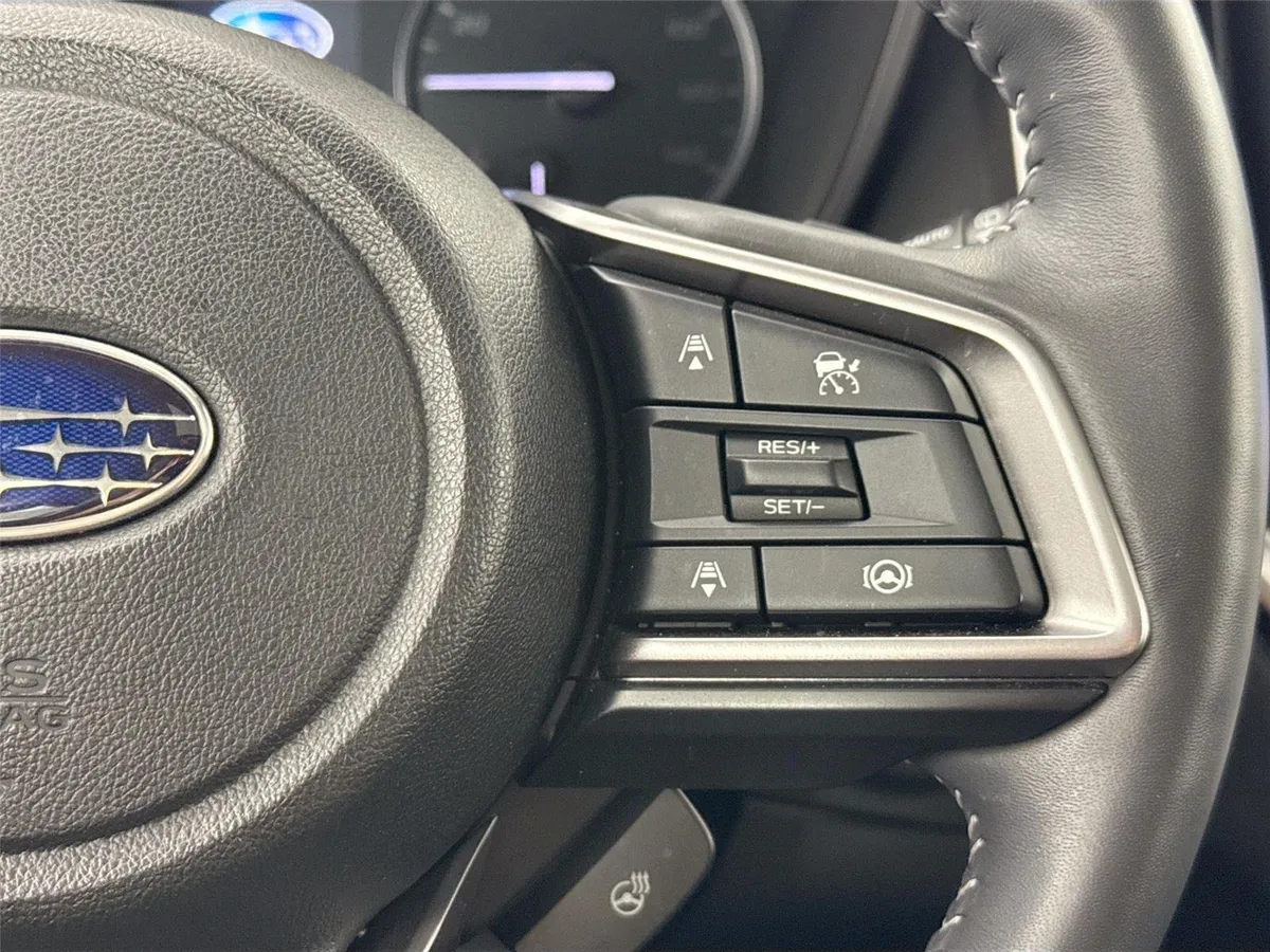 2023 Subaru Ascent Touring thumbnail 20