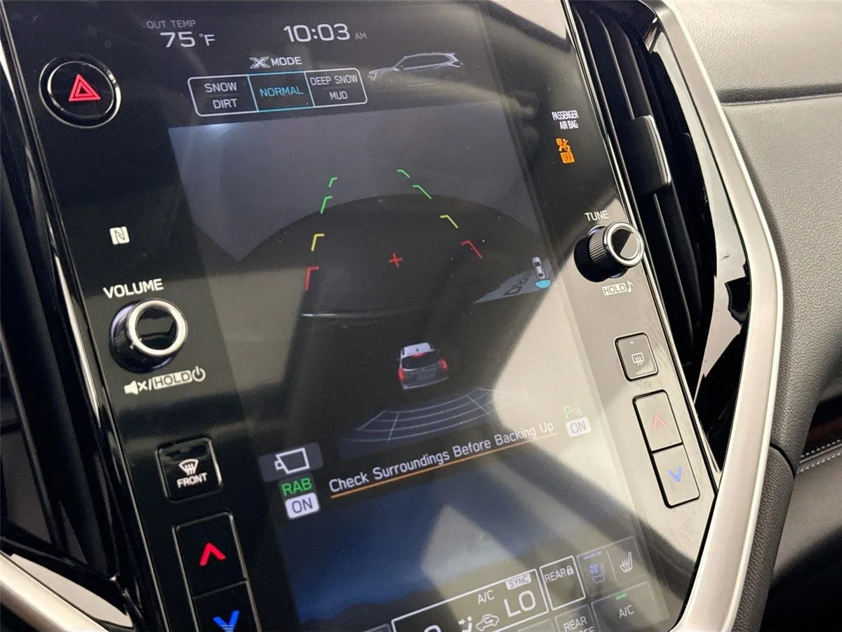 2023 Subaru Ascent Touring thumbnail 26