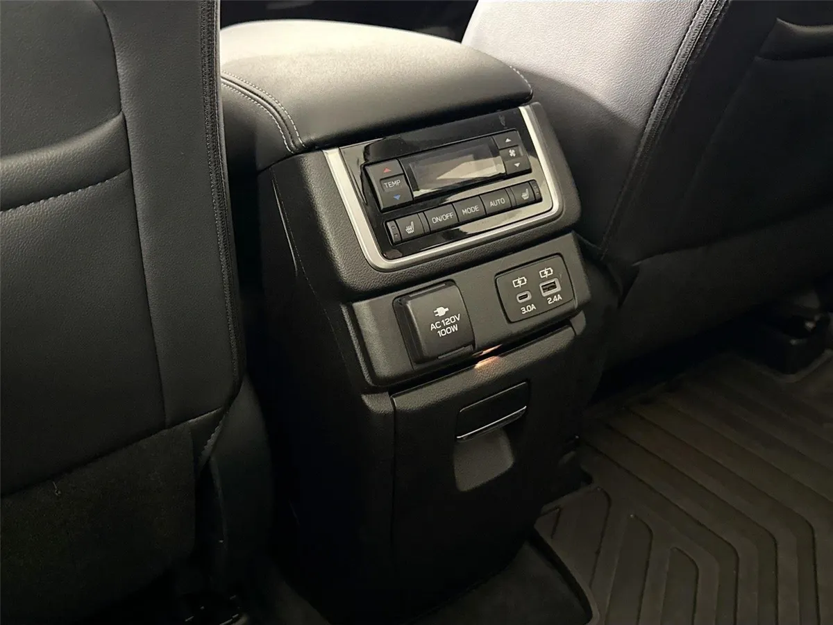 2023 Subaru Ascent Touring thumbnail 37