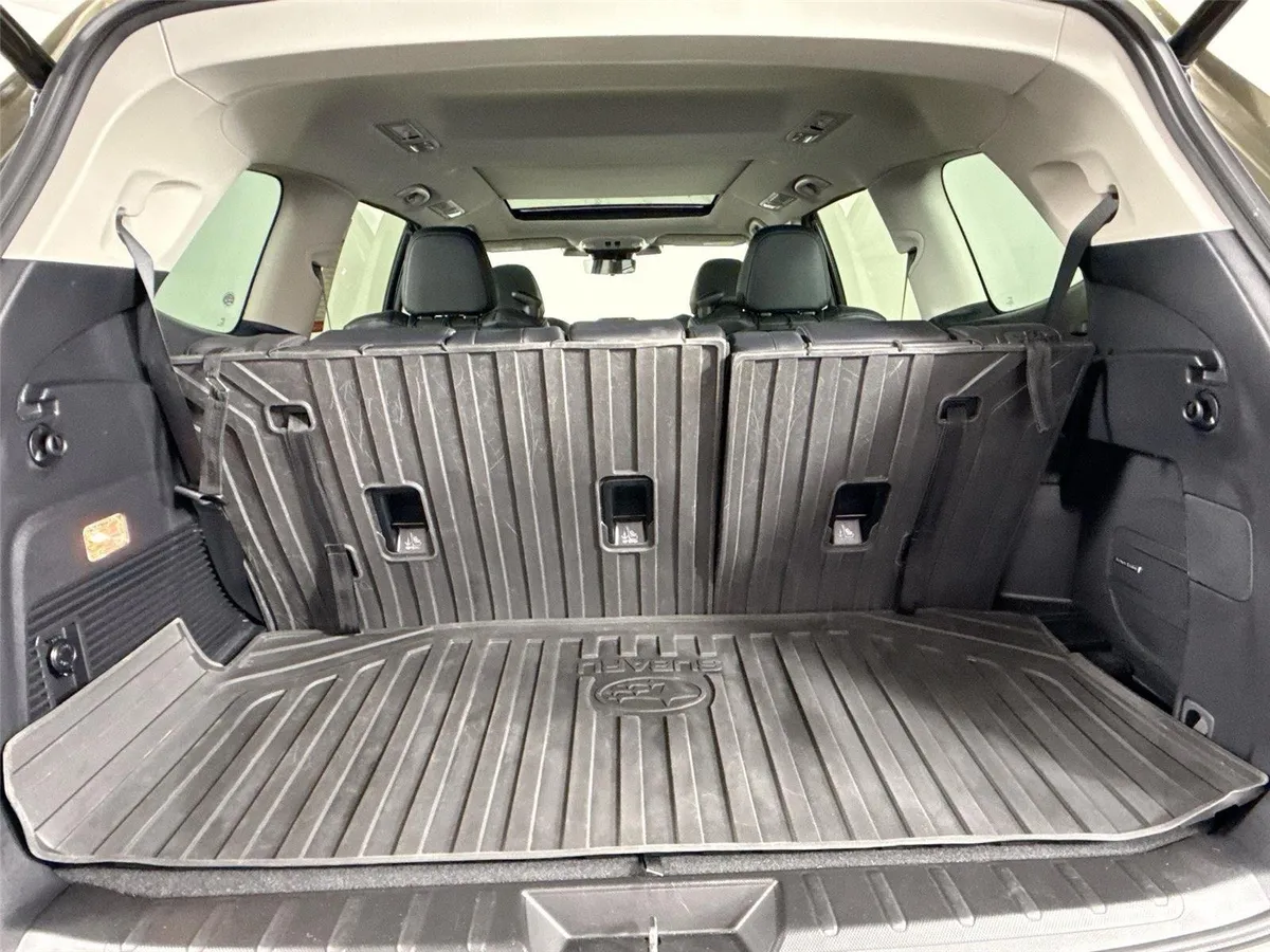 2023 Subaru Ascent Touring thumbnail 40