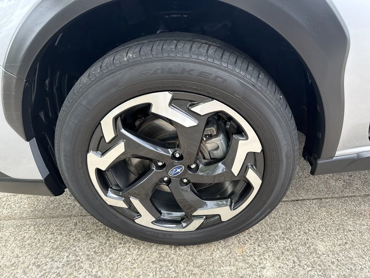 2023 Subaru Crosstrek Limited thumbnail 10