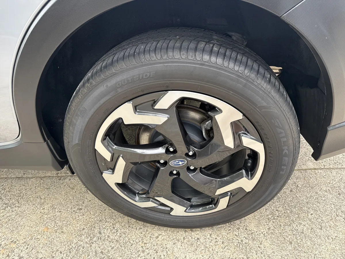 2023 Subaru Crosstrek Limited thumbnail 18
