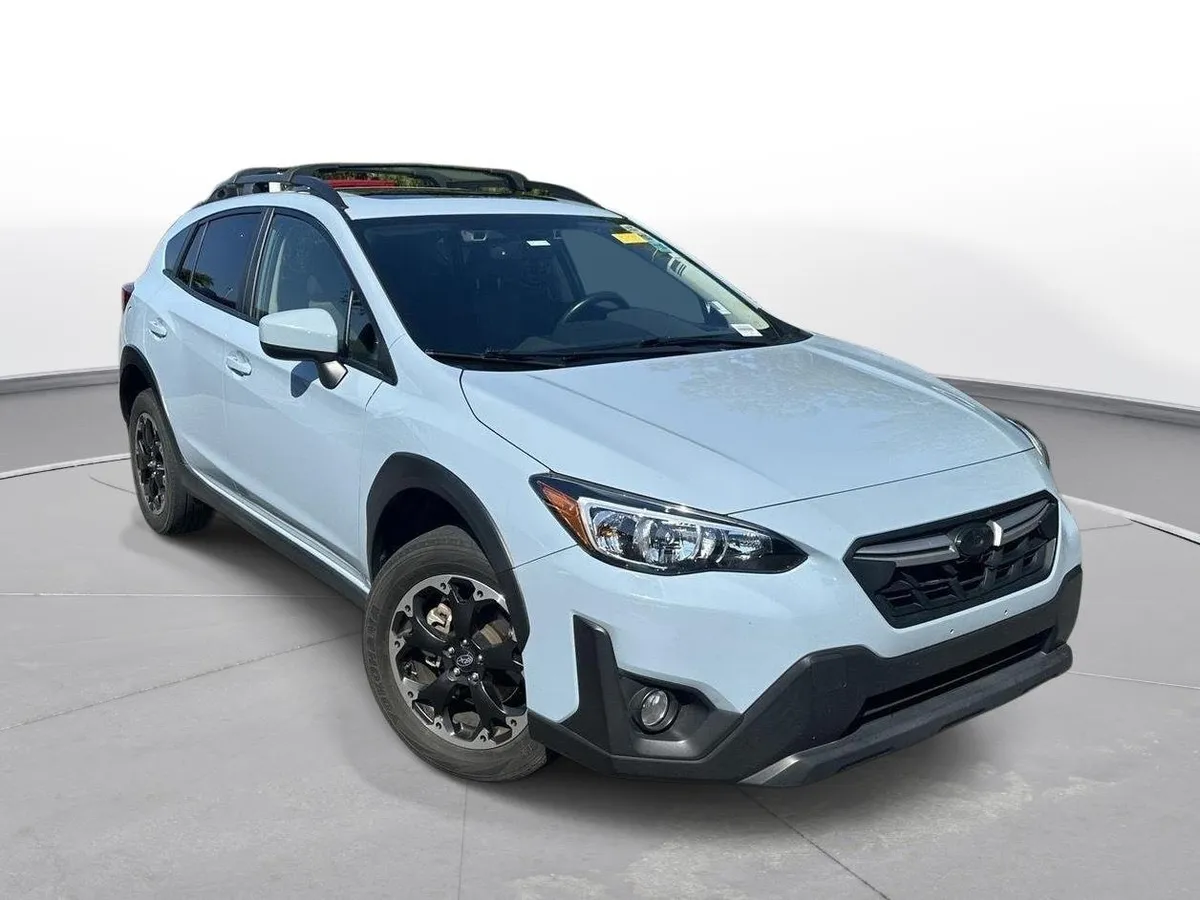 2023 Subaru Crosstrek Premium thumbnail 4