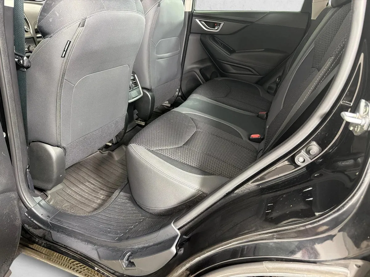 2023 Subaru Forester Premium thumbnail 21
