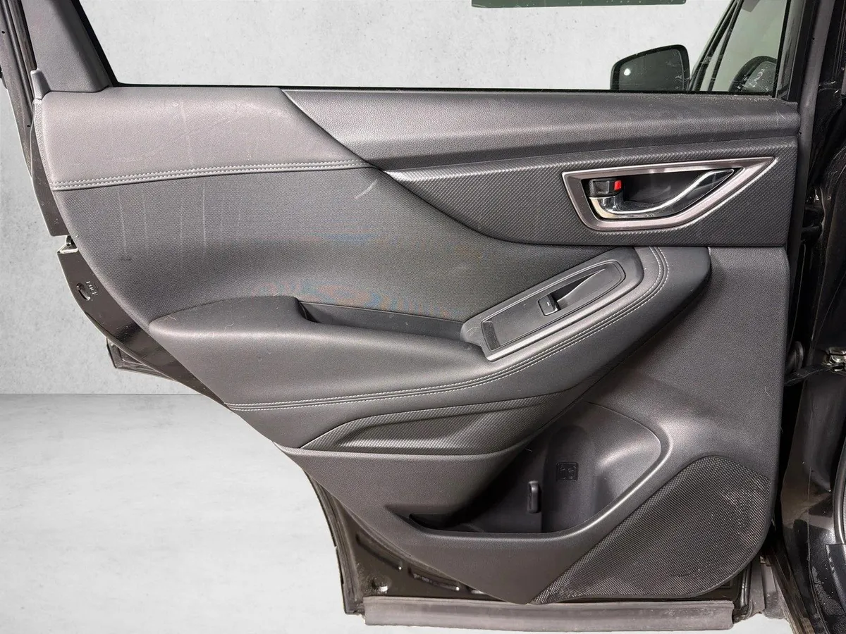 2023 Subaru Forester Premium thumbnail 22