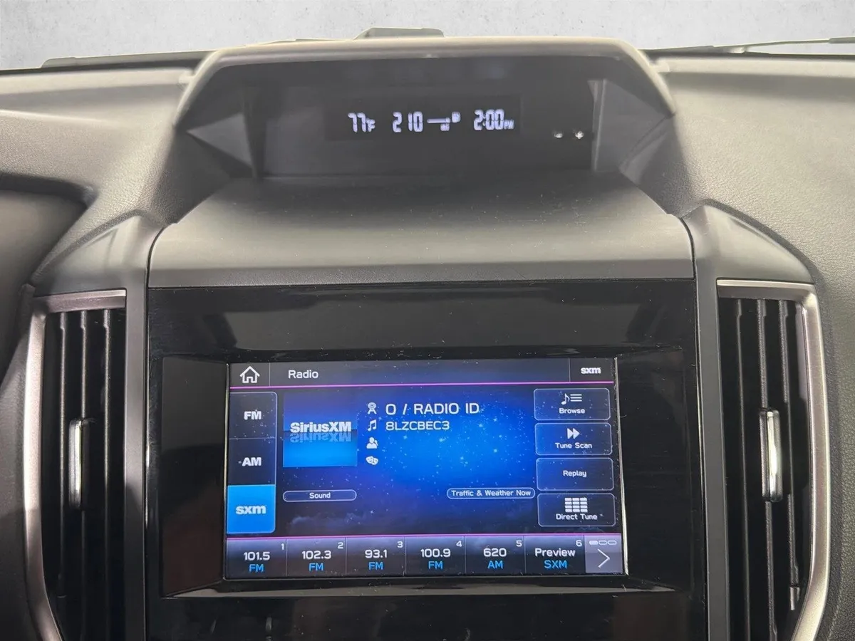 2023 Subaru Forester Premium thumbnail 30