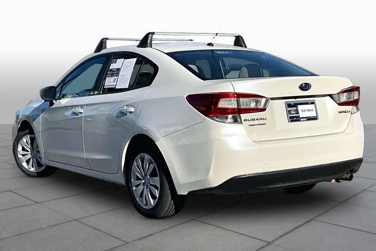 2023 Subaru Impreza thumbnail 12