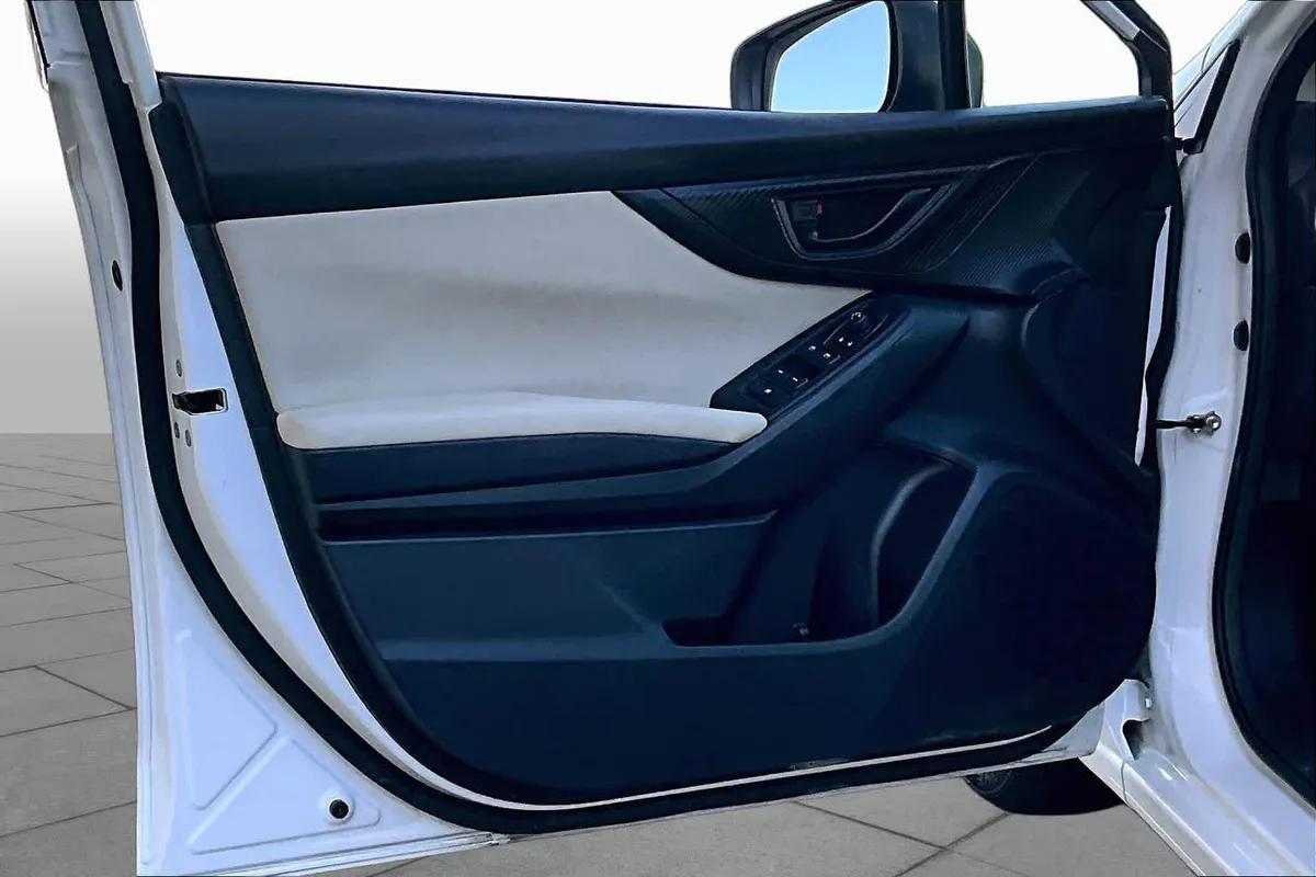 2023 Subaru Impreza thumbnail 21