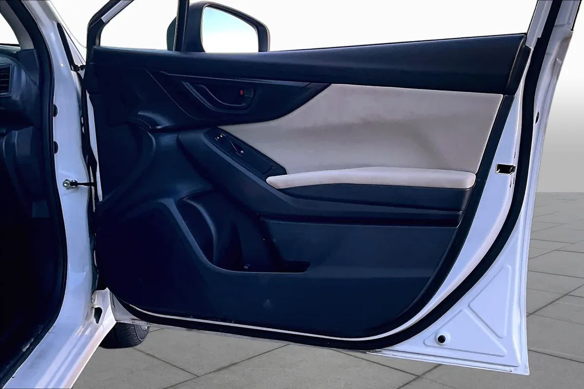 2023 Subaru Impreza thumbnail 22