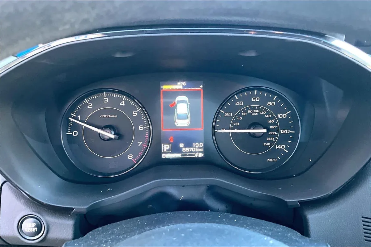 2023 Subaru Impreza thumbnail 25